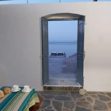 The Sea بيت للعطل *
